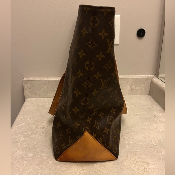 Louis Vuitton Brown Monogram Shoulder Bag - Picture 4 of 9